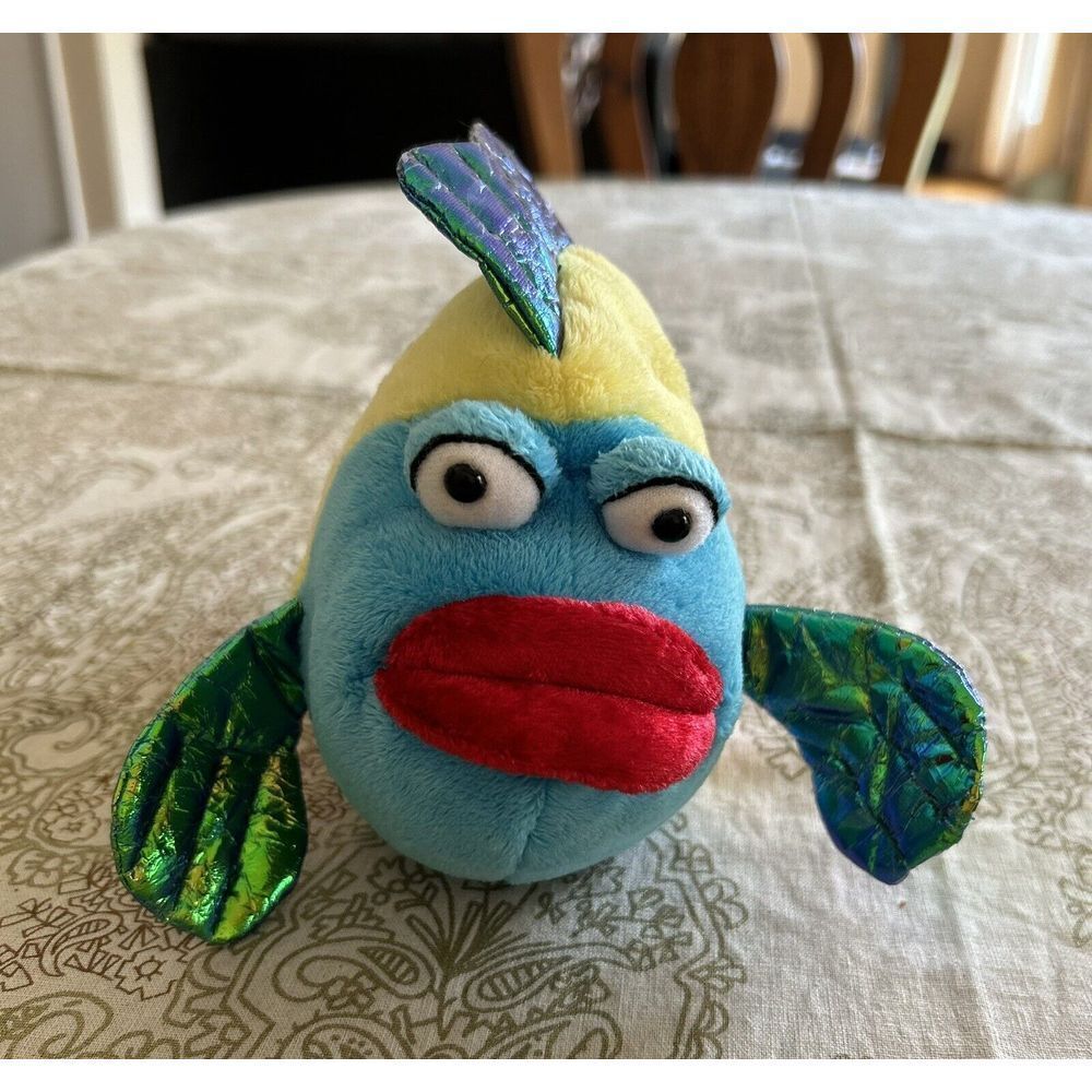 Webkinz Pucker Fish HM438 Ganz Plush Stuffed Animal